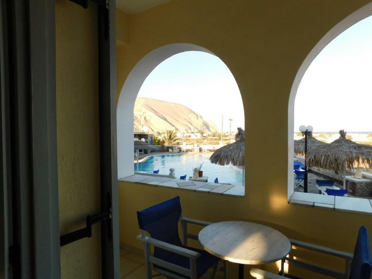 Готель Sea Side Perivolos Екстер'єр фото